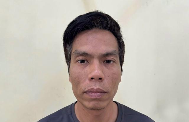 Bắt người đàn ông lừa đảo hàng loạt lái xe ôm ở Hà Nội - Ảnh 1.