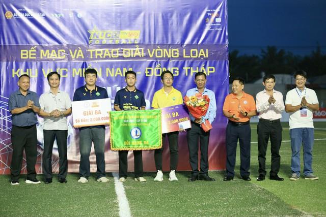 'Lột xác' ngoạn mục, đội Trường ĐH Đồng Tháp và ĐH Cần Thơ vào vòng chung kết- Ảnh 9. 'Lột xác' ngoạn mục, đội Trường ĐH Đồng Tháp và ĐH Cần Thơ vào vòng chung kết- Ảnh 9.