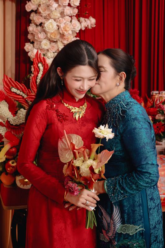 Lễ cưới của á hậu Việt và chồng CEO- Ảnh 8. Lễ cưới của á hậu Việt và chồng CEO- Ảnh 8.