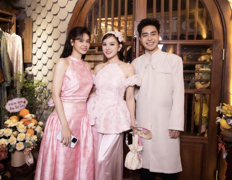 Hari Won, Sam rạng rỡ mừng Trương Quỳnh Anh lên chức  - Ảnh 8.