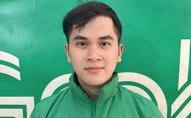 Lương Vĩ chạy xe ôm mưu sinh, quyết không bỏ cải lương vì lý do đặc biệt - Ảnh 1.