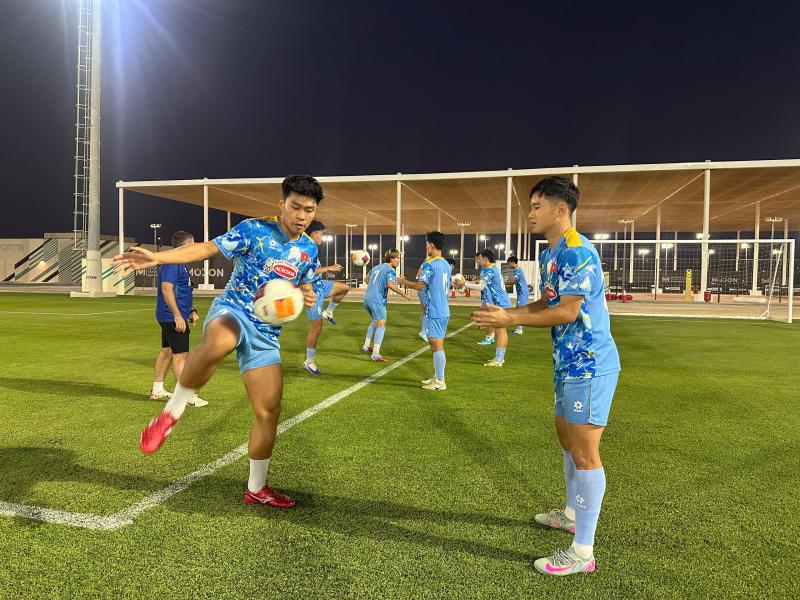 U.23 Việt Nam chơi ấn tượng nhưng bỏ lỡ nhiều cơ hội: Thua sít sao Qatar- Ảnh 2. U.23 Việt Nam chơi ấn tượng nhưng bỏ lỡ nhiều cơ hội: Thua sít sao Qatar- Ảnh 2.