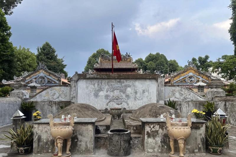 Mộ cổ 177 năm ở TP.HCM, lưu danh công thần thuộc hàng Đệ nhất triều Nguyễn- Ảnh 5. Mộ cổ 177 năm ở TP.HCM, lưu danh công thần thuộc hàng Đệ nhất triều Nguyễn- Ảnh 5.
