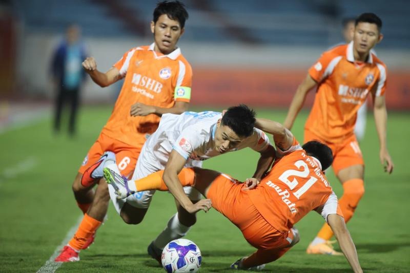 Tuyển thủ U.23 Việt Nam ghi bàn, Đà Nẵng hòa tiếc nuối ĐKVĐ Nam Định: Tân HLV ‘suýt khóc’- Ảnh 1. Tuyển thủ U.23 Việt Nam ghi bàn, Đà Nẵng hòa tiếc nuối ĐKVĐ Nam Định: Tân HLV ‘suýt khóc’- Ảnh 1.