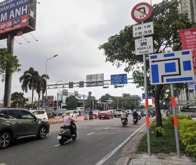 Tại sao nhiều người nhầm lẫn biển 'cấm rẽ trái' đồng nghĩa với 'cấm quay đầu'? - Ảnh 1.