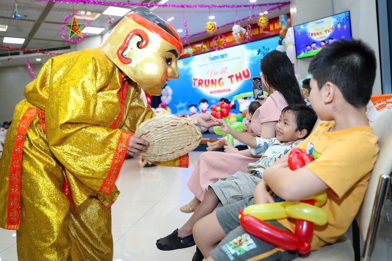 'Trung thu vui nhất mà em từng biết'- Ảnh 3. 'Trung thu vui nhất mà em từng biết'- Ảnh 3.