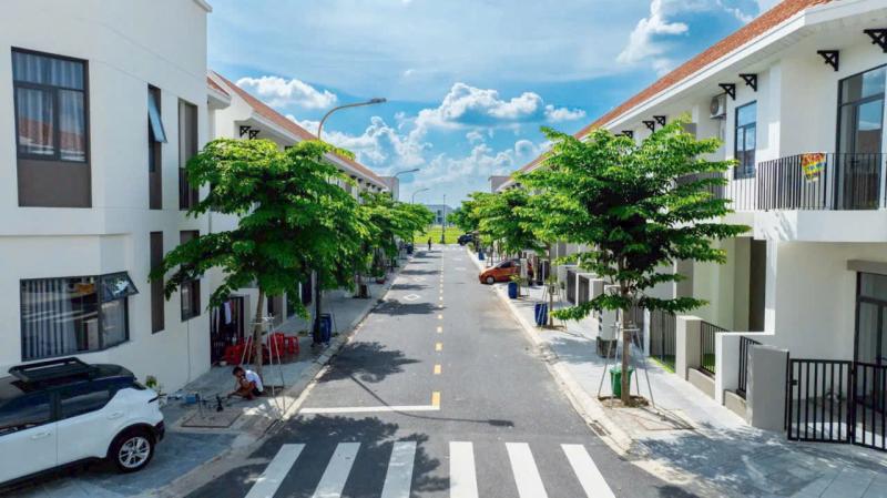 Tăng trưởng bền vững và xây dựng nhà ở xã hội cho người thu nhập thấp - Ảnh 4.