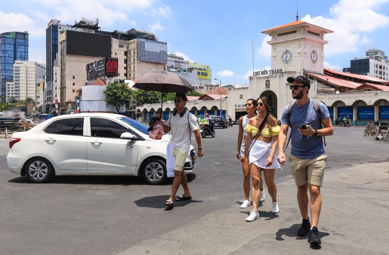 Khai thác 'mỏ vàng' khách du lịch tàu biển- Ảnh 1.