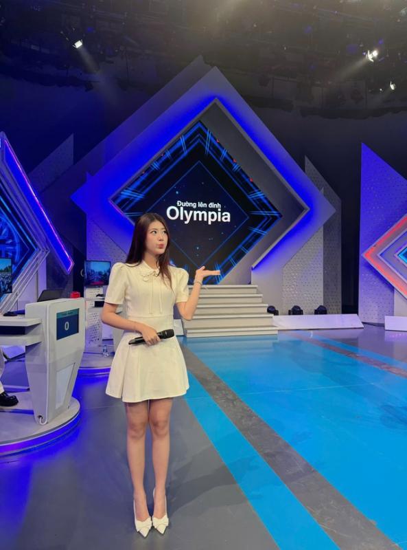 Nàng thơ của Đen Vâu tiết lộ màn trình diễn tại chung kết Đường lên đỉnh Olympia- Ảnh 1. Nàng thơ của Đen Vâu tiết lộ màn trình diễn tại chung kết Đường lên đỉnh Olympia- Ảnh 1.