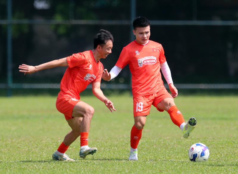Đội tuyển Việt Nam mất Châu Ngọc Quang hết vòng loại Asian Cup, nhắc tênU.23 Việt Nam - Ảnh 2.