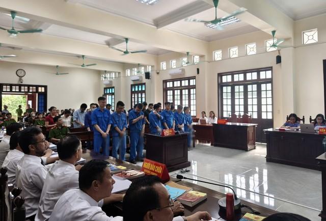 Hải Phòng: Tuyên án loạt cựu cán bộ hải quan tiếp tay buôn lậu hơn 1.800 tỉ- Ảnh 1. Hải Phòng: Tuyên án loạt cựu cán bộ hải quan tiếp tay buôn lậu hơn 1.800 tỉ- Ảnh 1.