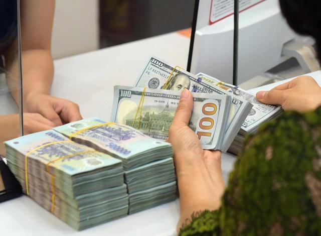 Từ ngày 1.11, chuyển tiền điện tử từ 500 triệu đồng phải báo cáo phòng, chống rửa tiền- Ảnh 1.