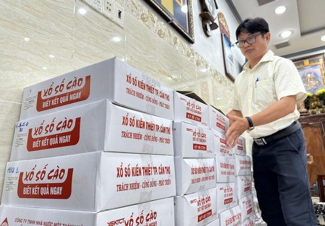Trả thưởng gần 2.594 tỉ đồng, xổ số Cần Thơ tăng 4 triệu vé số cào- Ảnh 3. Trả thưởng gần 2.594 tỉ đồng, xổ số Cần Thơ tăng 4 triệu vé số cào- Ảnh 3.