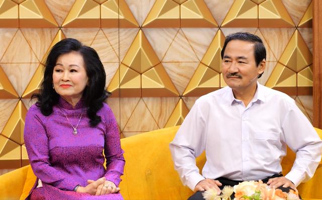 Lấy vợ hơn 5 tuổi, người đàn ông bật mí bí quyết giữ lửa hôn nhân - Ảnh 2.