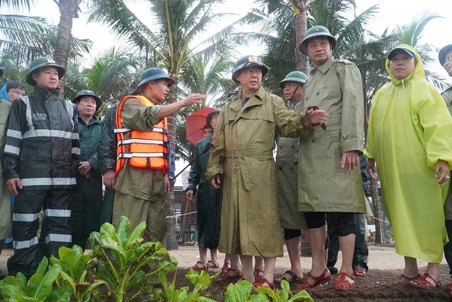 Đà Nẵng thiệt hại nặng nề, vượt đỉnh lũ năm 1964 - Ảnh 6.
