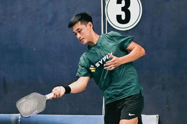 Hai VĐV pickleball Quang Dương và Vinh Hiển chung tay cùng đồng bào vùng lũ miền Bắc- Ảnh 4. Hai VĐV pickleball Quang Dương và Vinh Hiển chung tay cùng đồng bào vùng lũ miền Bắc - Ảnh 4.