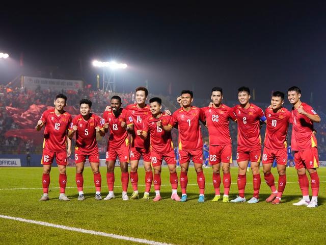 Bảng xếp hạng vòng loại Asian Cup mới nhất: Đội tuyển Việt Nam tốp 2, bám đuổi quyết liệt Malaysia- Ảnh 2. Bảng xếp hạng vòng loại Asian Cup mới nhất: Đội tuyển Việt Nam tốp 2, bám đuổi quyết liệt Malaysia- Ảnh 2.