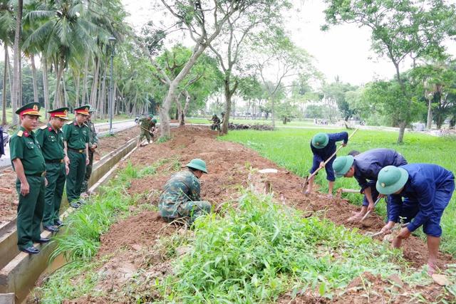 Tu bổ, tôn tạo di tích Thành Cổ Quảng Trị, phát hiện 32 liệt sĩ- Ảnh 2.