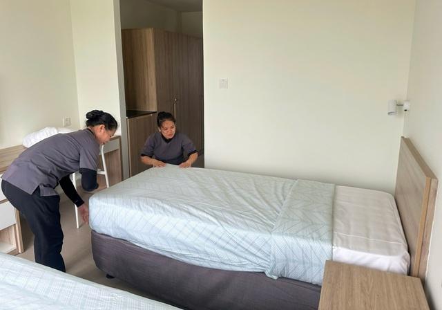 Khách sạn 5 sao mở cửa đón dân vào trú bão số 12 miễn phí - Ảnh 2. Khách sạn 5 sao mở cửa đón dân vào trú bão số 12 miễn phí - Ảnh 2.