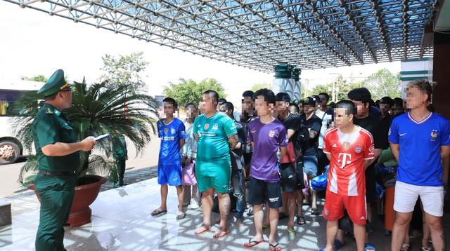 Lời kể rùng rợn của người Việt Nam thoát bẫy 'việc nhẹ lương cao' ở Campuchia- Ảnh 2. Lời kể rùng rợn của người Việt Nam thoát bẫy 'việc nhẹ lương cao' ở Campuchia- Ảnh 2.