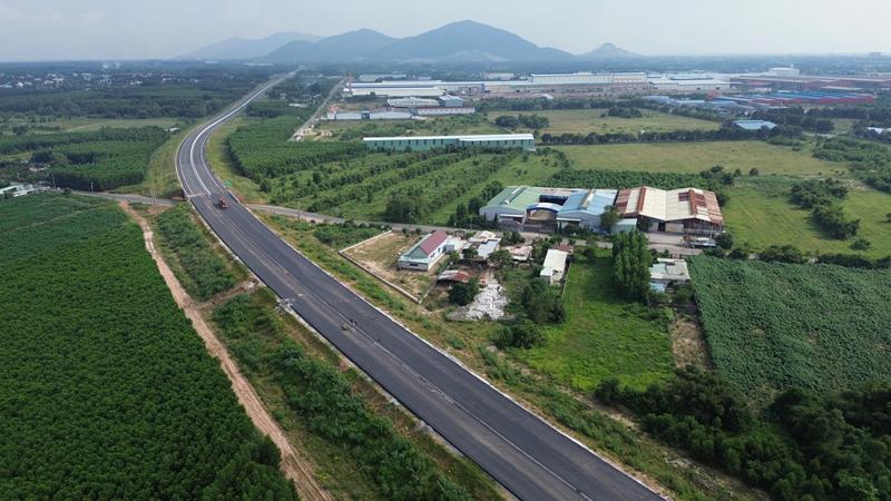 Cao tốc Biên Hòa - Vũng Tàu tăng tốc về đích - Ảnh 1.