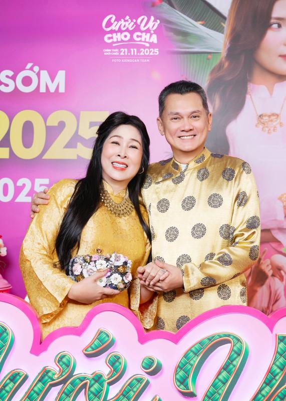 Thúy diễm lộng lẫy bên Lương Thế Thành tại ra mắt phim Cưới vợ cho cha - Ảnh 2.