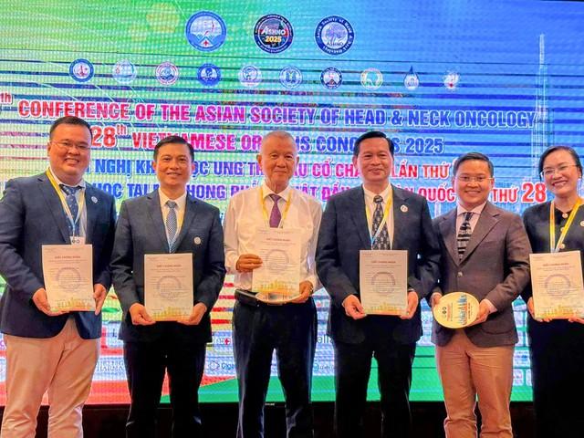 Lan tỏa tinh thần hội nhập và tiếng nói Việt trên diễn đàn quốc tế- Ảnh 1. Lan tỏa tinh thần hội nhập và tiếng nói Việt trên diễn đàn quốc tế- Ảnh 1.