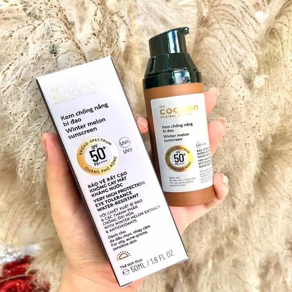 Top 10 kem chống nắng cho da mụn được hội skincare ‘chấm 10 điểm không có nhưng’- Ảnh 14. Top 10 kem chống nắng cho da mụn được hội skincare ‘chấm 10 điểm không có nhưng’- Ảnh 14.