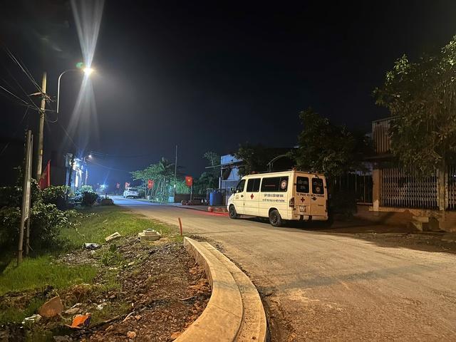 Người phụ nữ tử vong trong vườn nhà, bị mất hết trang sức- Ảnh 1. Người phụ nữ tử vong trong vườn nhà, bị mất hết trang sức- Ảnh 1.