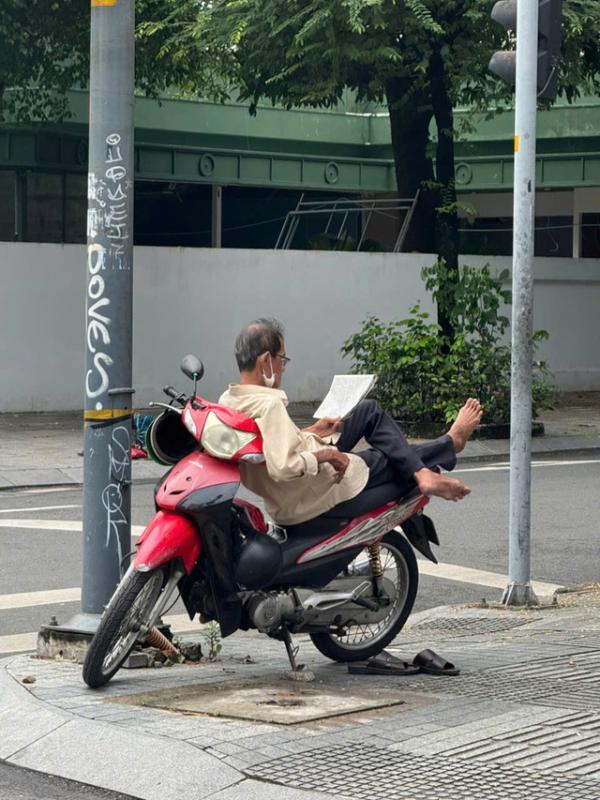 Thanh Niên và tôi hành trình từ bài báo đầu tiên đến nghề báo mơ ước - Ảnh 2. Thanh Niên và tôi hành trình từ bài báo đầu tiên đến nghề báo mơ ước - Ảnh 2.