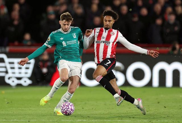 'Ông lớn' Liverpool và M.U tìm đường thoát khủng hoảng: Thoát được không mới là vấn đề- Ảnh 1. 'Ông lớn' Liverpool và M.U tìm đường thoát khủng hoảng: Thoát được không mới là vấn đề- Ảnh 1.
