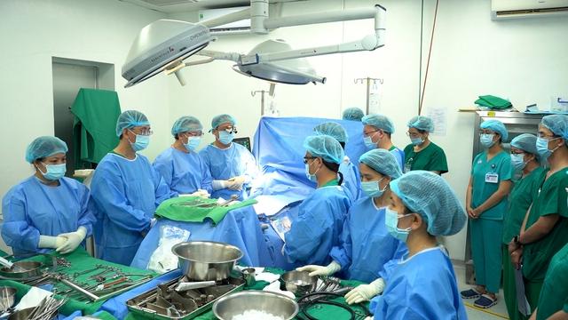 Cô gái trẻ và quyết định cao cả 'hiến tạng của ba mình' - Ảnh 1.
