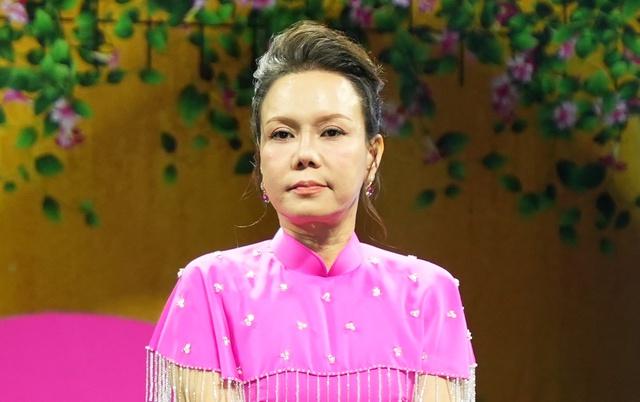 Việt Hương tiết lộ lý do hạn chế tham gia gameshow - Ảnh 1.