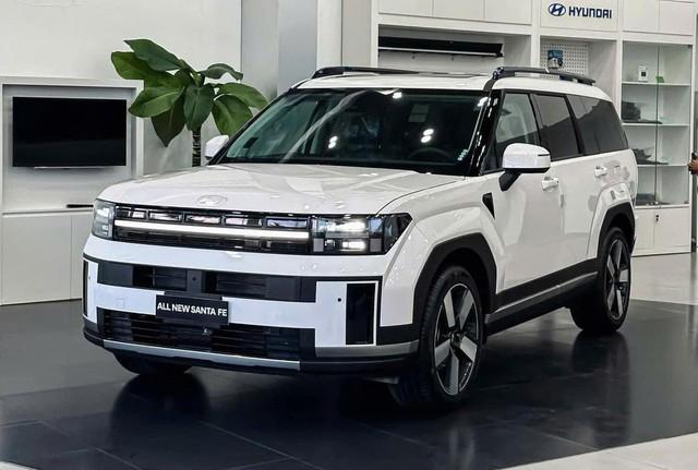 3 mẫu SUV từng bán 'bia kèm lạc', nay quay đầu giảm giá mạnh tại Việt Nam - Ảnh 3.