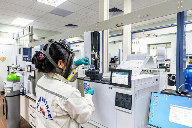 Phòng thí nghiệm BSR đạt chuẩn ISO/IEC 17025:2017: Khẳng định năng lực, uy tín- Ảnh 1.
