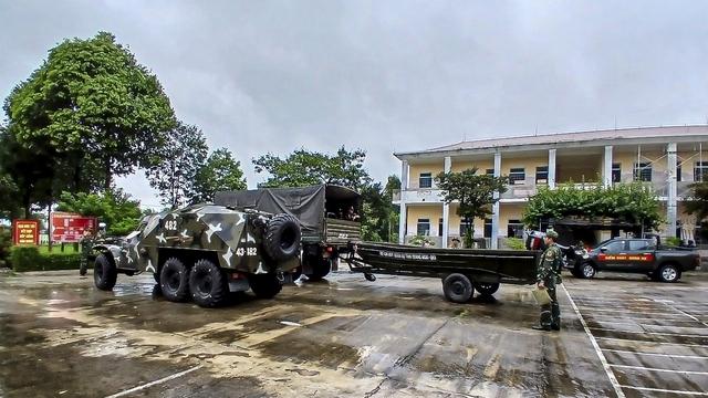 - Ảnh 1. Quảng Ngãi: Thành lập 4 sở chỉ huy bổ trợ ứng phó bão Kalmaegi - Ảnh 1.