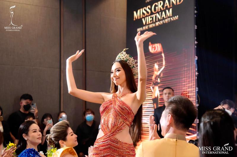 Thùy Tiên: Từ hoa hậu 'vạn người mê' đến kẻ trắng tay vì vướng lao lý - Ảnh 4.