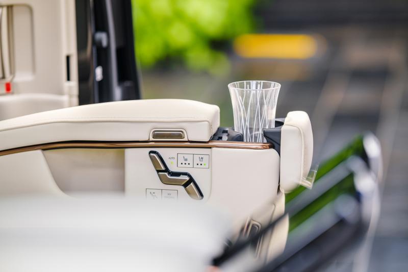 'Biệt thự di động' Lexus LM 500h giá 7,53 tỉ có gì hấp dẫn đại gia Việt? - Ảnh 8.