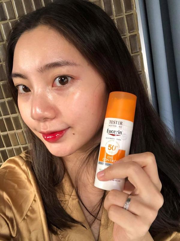 Top 10 kem chống nắng cho da mụn được hội skincare ‘chấm 10 điểm không có nhưng’- Ảnh 9. Top 10 kem chống nắng cho da mụn được hội skincare ‘chấm 10 điểm không có nhưng’- Ảnh 9.