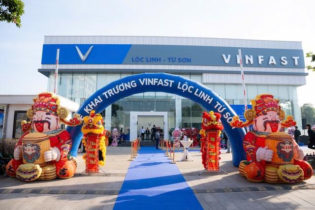 VinFast mở xưởng dịch vụ thứ 350, 'vô địch' cả nước về dịch vụ hậu mãi- Ảnh 3. VinFast mở xưởng dịch vụ thứ 350, 'vô địch' cả nước về dịch vụ hậu mãi- Ảnh 3.