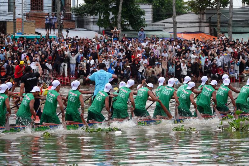 Chùa Tum Núp đoạt hat-trick vô địch ghe ngo nam và nữ- Ảnh 5.