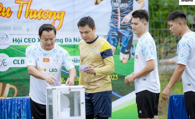 Các nhà báo Đà Nẵng tổ chức giải bóng đá gây quỹ ủng hộ vùng thiên tai- Ảnh 1. Các nhà báo Đà Nẵng tổ chức giải bóng đá gây quỹ ủng hộ vùng thiên tai- Ảnh 1.