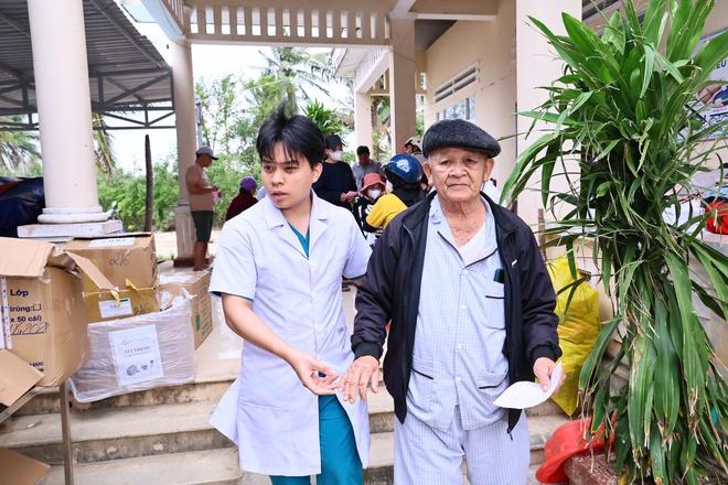 Giám đốc Sở Y tế Đồng Nai kể hành trình nghĩa tình đến vùng lũ Đắk Lắk- Ảnh 8. Giám đốc Sở Y tế Đồng Nai kể hành trình nghĩa tình đến vùng lũ Đắk Lắk- Ảnh 8.