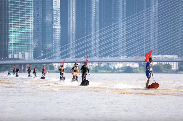 Lễ hội sông nước TP.HCM lần 3 dời sang năm 2026- Ảnh 1.