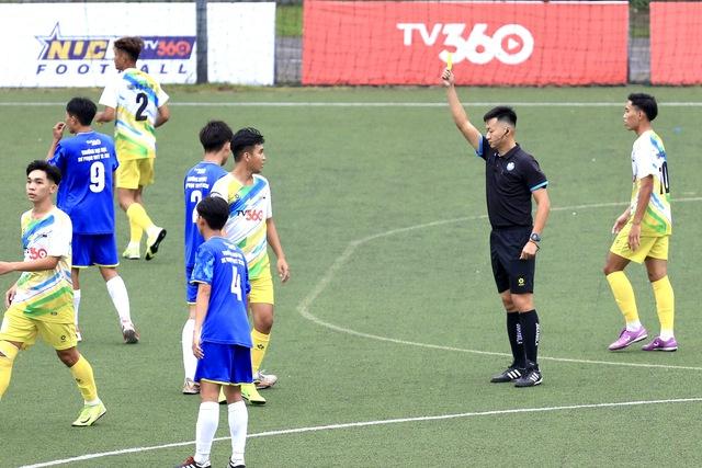 Nhiều trọng tài FIFA và V-League cầm còi, bóng đá sinh viên nâng tầm đẳng cấp- Ảnh 3. Nhiều trọng tài FIFA và V-League cầm còi, bóng đá sinh viên nâng tầm đẳng cấp- Ảnh 3.