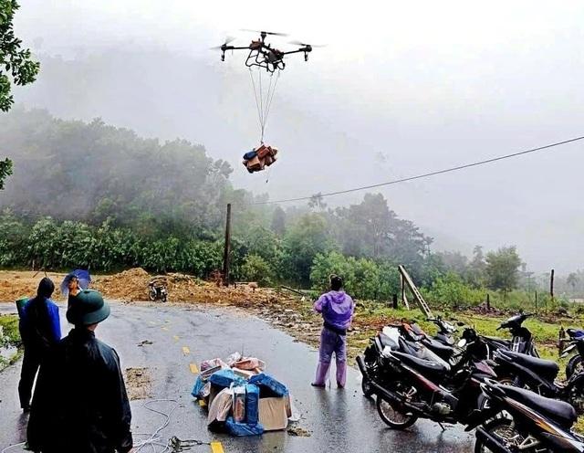 Sạt lở Đà Nẵng gia tăng nghiêm trọng sau mưa lũ lịch sử tại miền núi - Ảnh 1.