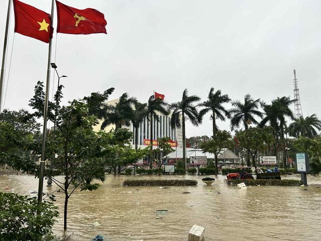 ngập lụt ở TP.Huế - Ảnh 1. ngập lụt ở TP.Huế - Ảnh 1.