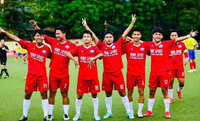 Bảng C tử thần, đội Trường ĐH Thủy Lợi đại chiến Trường ĐH Đồng Tháp- Ảnh 1. Bảng C tử thần, đội Trường ĐH Thủy Lợi đại chiến Trường ĐH Đồng Tháp- Ảnh 1.