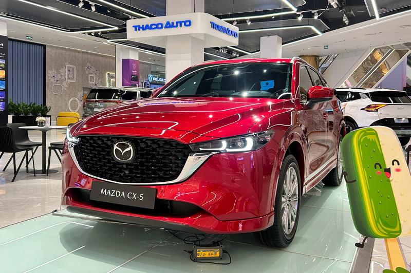 Crossover cỡ trung: Bản nâng cấp giúp doanh số Ford Territory tăng mạnh, áp sát Mazda CX-5 - Ảnh 4.