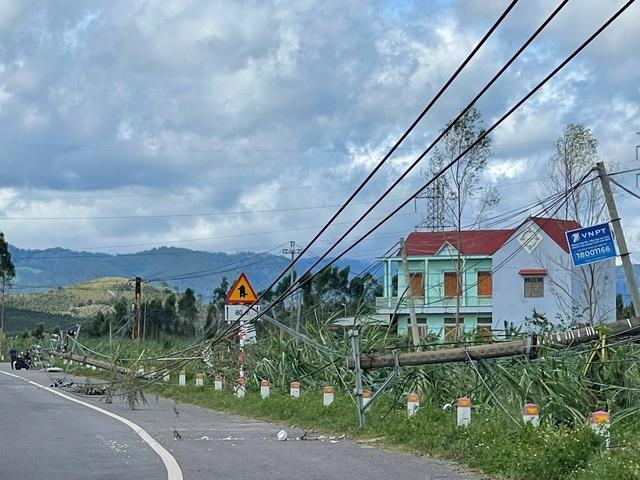 Đường Trường Sơn Đông tê liệt, Gia Lai khẩn trương khắc phục cầu Đăk Pờ Tó - Ảnh 2. Đường Trường Sơn Đông tê liệt, Gia Lai khẩn trương khắc phục cầu Đăk Pờ Tó - Ảnh 2.